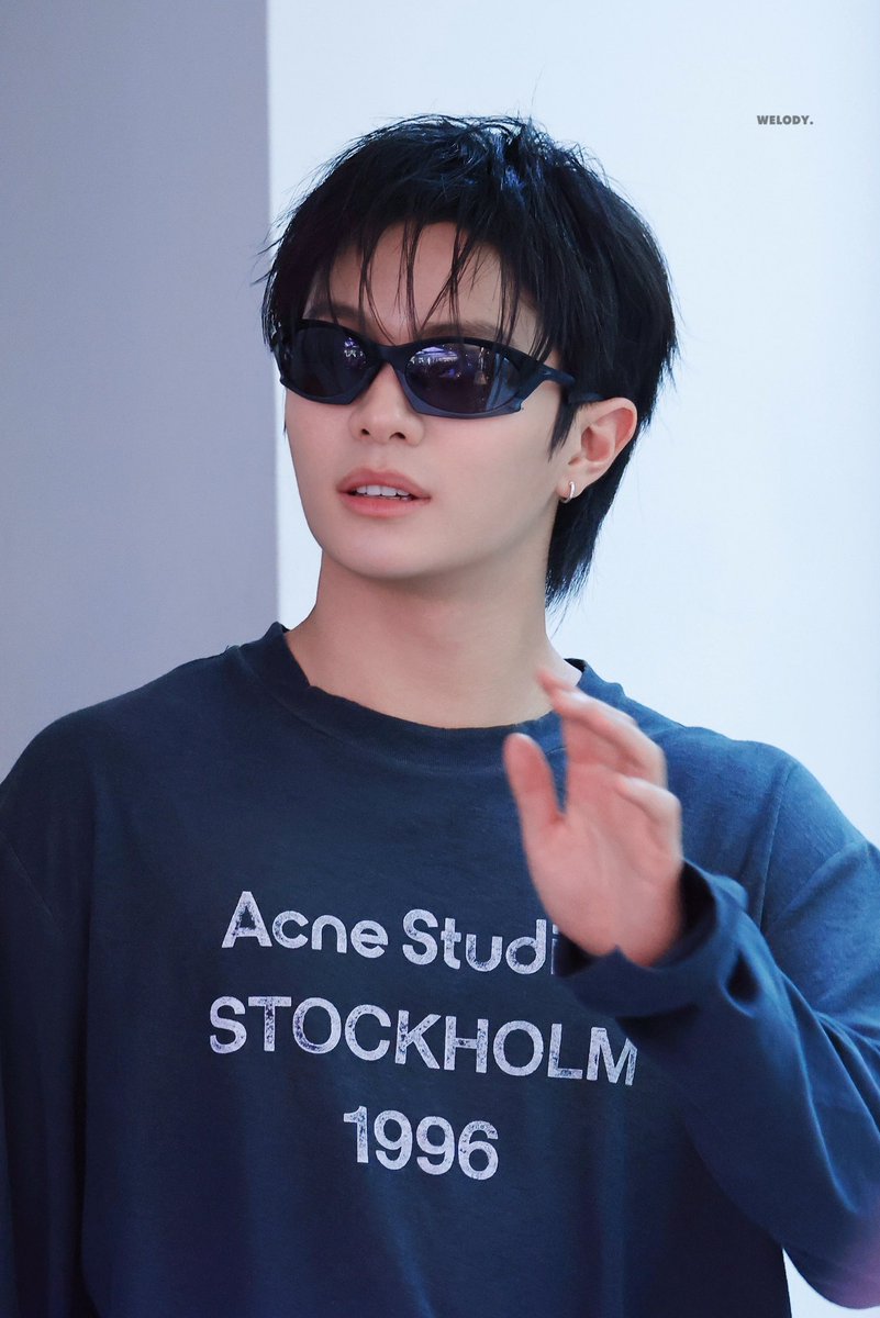 _welody's tweet photo. 260805 @Williamjkp1 

Bye cool baby🤪😎

#KatanyutonightxWilliamEst 
#williamjkp #WilliamEst https://t.co/duQUSTDCUG