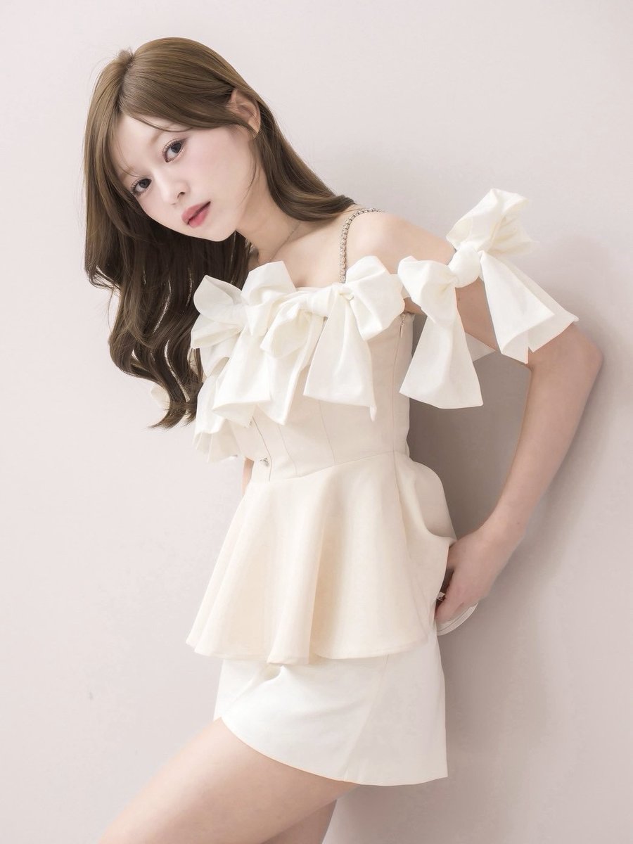 dolceliche's tweet photo. Last Summer Collection🪞

◾︎Multi Ribbon Peplum Tops
（ivory/black）

https://t.co/U4SAedjFdV

#dolceliche https://t.co/IUib30vm9o