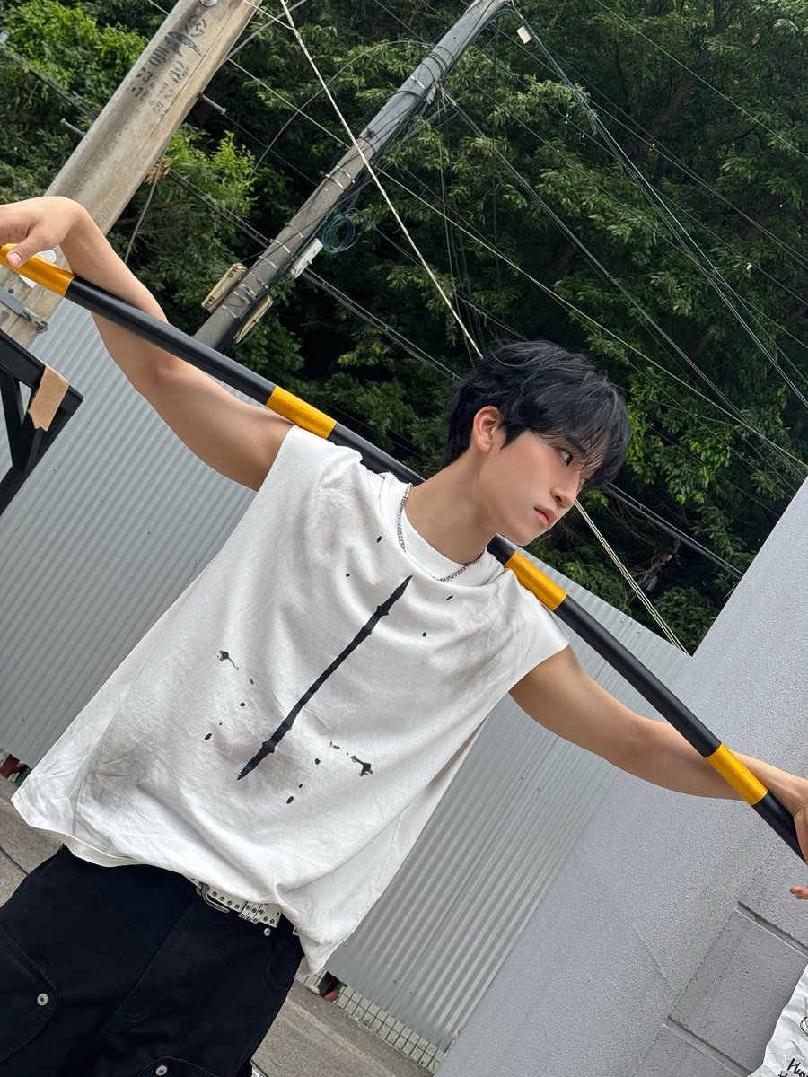 LUN8_Fr's tweet photo. #X 05.08.26

[#JunWoo]

« Dernier broadcast fini ㅠㅠ »

✨ N’oubliez pas de réagir à la publication d’origine ✨

#LUN8 #루네이트 #준우 #🥹 https://t.co/4xoxvN1uxq