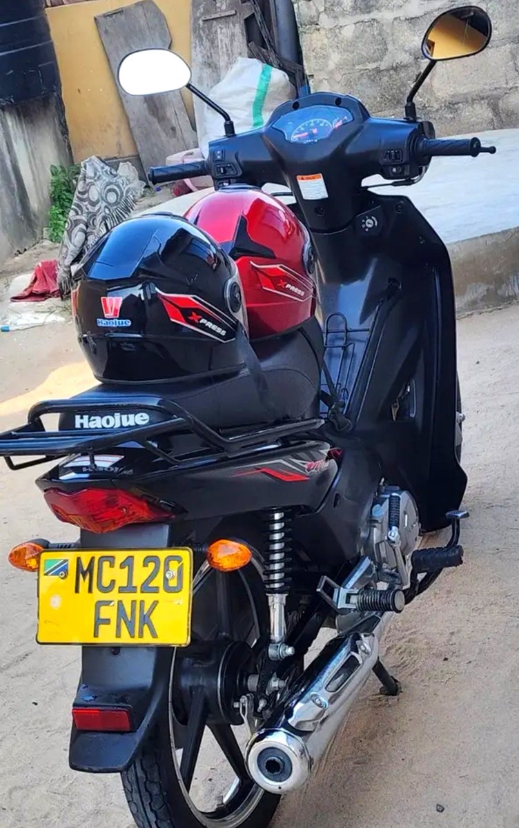Eng_Matarra's tweet photo. KAMA HUNA UWEZO WA KUMILIKI GARI?
NUNUA HII KUKUPELEKA KAZINI MAFUTA KIDUCHU
#Tshs 2,500,000/=
HAOJUE V0-110 🔥🔥
REG" #FNK
▪️Cc 110
▪️Gear -4
▪️Speed 120
▪️Starter inapiga
▪️Engine haijaguswa
▪️Full Documents ✅️
IPO DAR (Mikoani Tunasafirisha)
CALL/WHATSAPP-0719542184 https://t.co/JrjvryXpf1