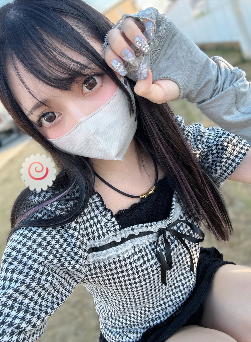 charondesu's tweet photo. おつん🍥
結果は700枚負けくらい🥺
後ちょっとやってゴージャグ行ったら500枚失ってしもたwww
欲張ってしもた🥺

【5カラット太子店/REDⅡ】の店内は
カバネリ海門
6000枚over✨5000枚over✨
4000枚over✨
楽しまれてました‼️

炎炎2
4500枚over✨

ありふれ
4000枚over✨

転生2
2台初当たり⭕️✨

攻殻機動隊
5500枚over✨

インデックス2
6500枚over✨4500枚over✨
4000枚over✨2台✨

東京喰種
5000枚over✨

SAO2
㊗️10000枚over✨7000枚over✨

からくり2
7500枚over✨

ゴージャグ
41ペカ🌟(17+24)4800回転♻️

ネオアイム
35ペカ🌟(44+21)4360回転♻️
27ペカ🌟(13+15)3280回転♻️

メイン機種等楽しまれてる様子✨
転生も昼から動き出した台が初当たり⭕️で
朝悩んだのに悔しいやぁ🥹
またリベンジしたいっ❗️
えりぴんちゃんはカバネリで裏入れて5000枚出してた✨🎀✨

８月の月間カレンダーもチェック✅してね✨
〈PR〉