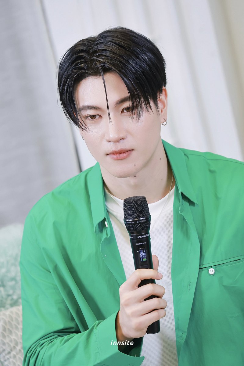 innsite97's tweet photo. ไหนใครหมวยยยยย 🤫 (หมวยอย่าทิ้งพี่) 5555

LINE MAN LIVE x INN ONGSA
#innjkrsn
#LINEMANถูกสุดทุกวันxอินองศา https://t.co/yiRFK3VMoS