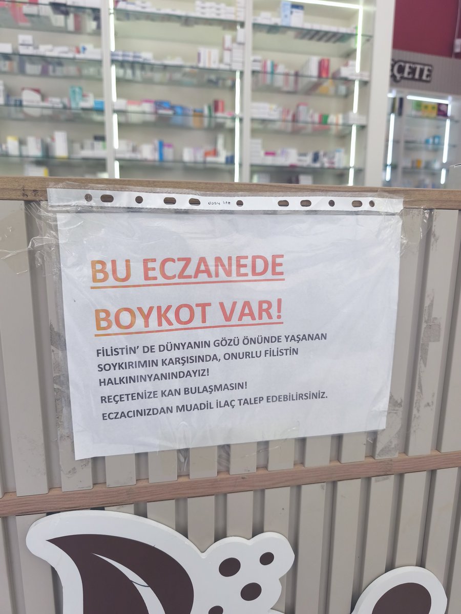 balelibes's tweet photo. bayılıyorum böyle duruşu olan işletmelere. açılışında da filistin bayrağı renklerinde balonlar kullanmıştı https://t.co/SI45tb0xUG
