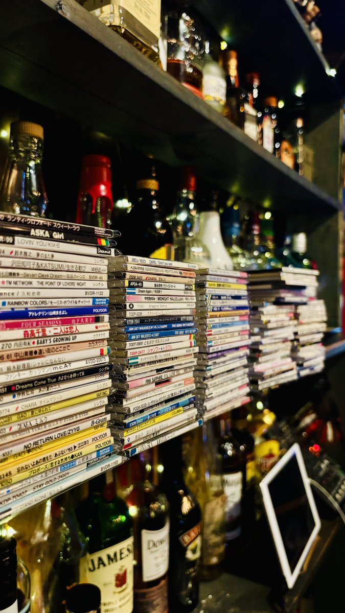 bar_hiho's tweet photo. ä»å€ãåŒãç¶ãåºäž»éåžžðº
CDð¿ãã£ã©ã
ãããã©ã
ã§ã
ããã«ã¬ãŒðã埩掻ããŠãŸããð
#HiHo #sapporo #bar
#ã«ã¬ãŒ #8cmCD https://t.co/IUJwgH7E53