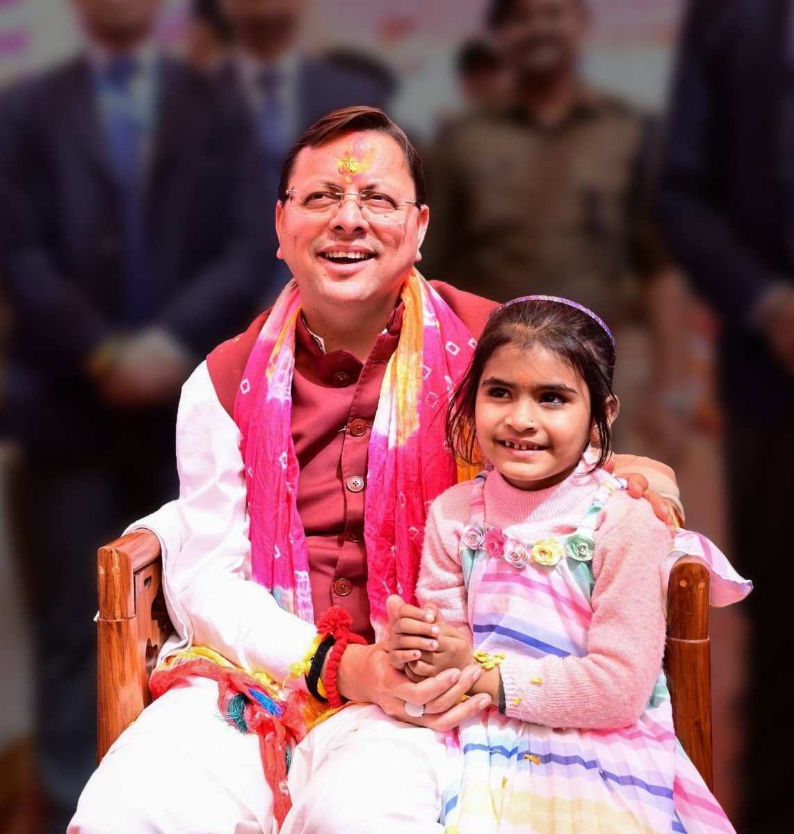 pushkardhami's tweet photo. हर बेटी के सपनों को संबल और उसके संकल्प को सिद्धि तक पहुंचाना हमारी प्रतिबद्धता है। हमारी बेटियां हमारा गौरव, हमारा स्वाभिमान और हमारे भविष्य की सबसे बड़ी शक्ति हैं। https://t.co/UQo5fjzMpE