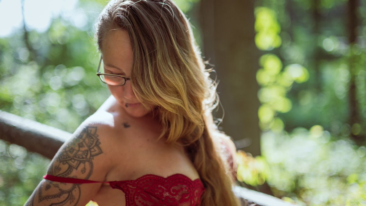 Xeniya_Hot's tweet photo. #4based #OnlyFansQueen #NatureEscape #shooting #lingerie #sexsells
Mehr von mir auf meiner Site 😉 https://t.co/7akBk1g5PS