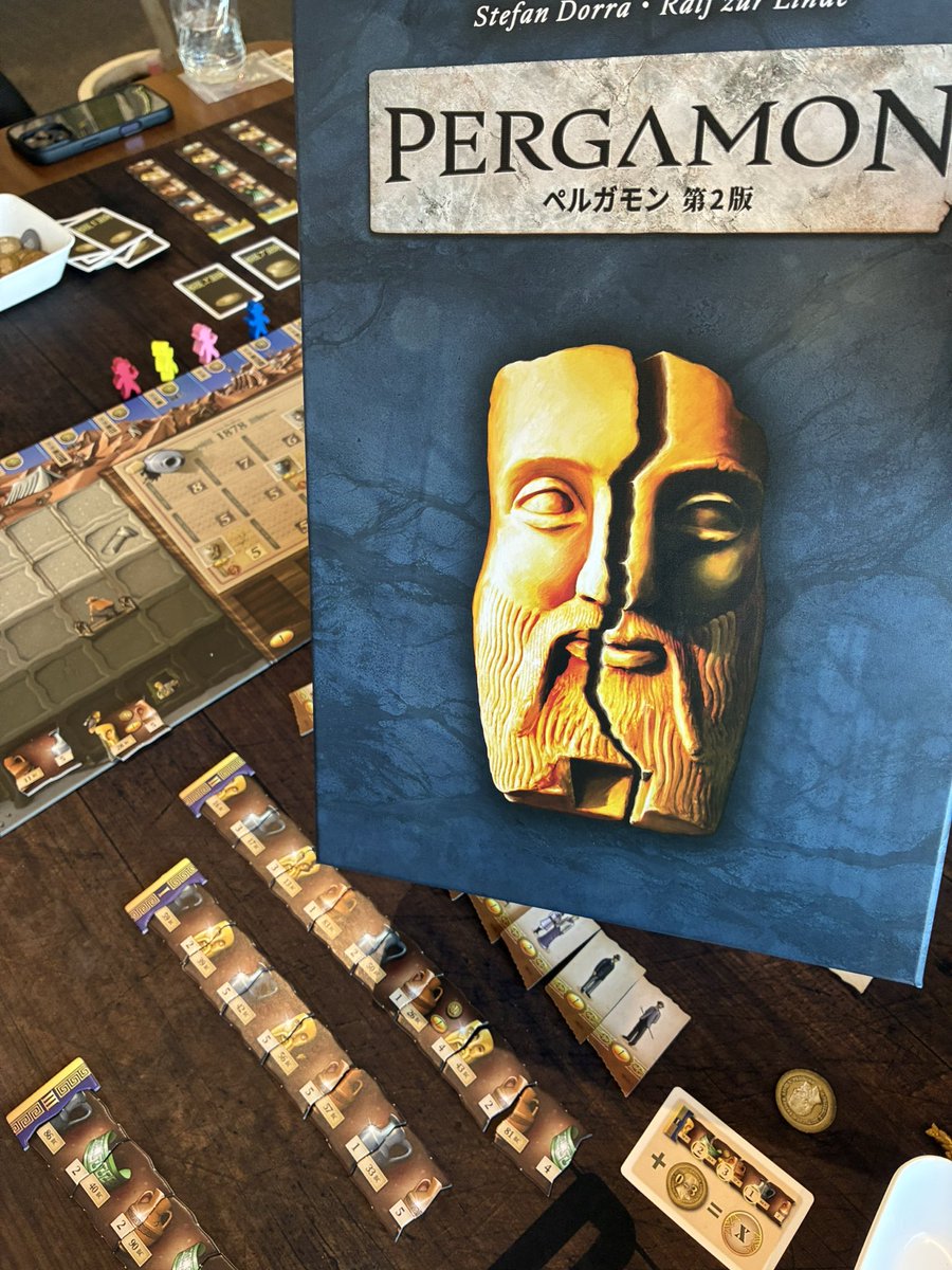Andy_boardgame's tweet photo. #BBR　#ボードゲーム　#ボドゲ
リバース　2/4
月面コロニー大惨事🆕　2/4
ジャンプドライブ　1/4
ペルガモン　1/4
テイクザット🆕　1/4
リバースは裏マップ。
ペルガモンはルールが違ってたw https://t.co/XWVkSUokdb
