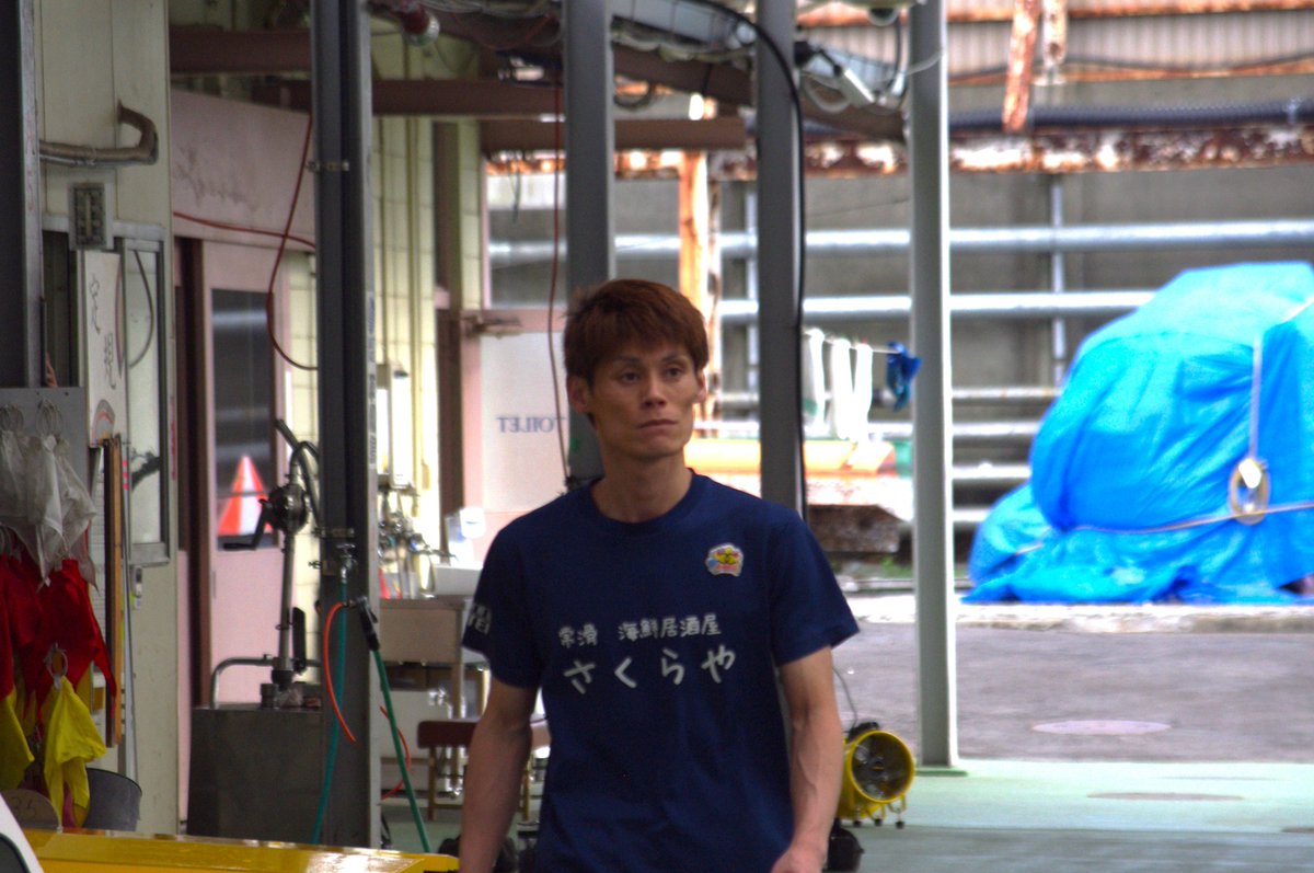 kyo_tei_guide's tweet photo. カドまくりを狙うもインの抵抗で6着となった #北野輝季 選手

「もう少し冷静にレースをすれば…」と自分で言いかけたところで

「でも、（内に）締めないわけにはいかないですもんね。買ってくれている人のことを考えたら」

と天晴れな一言

明日はいいことがありますように…
#ボートレース平和島 https://t.co/wlY7GoZUsg