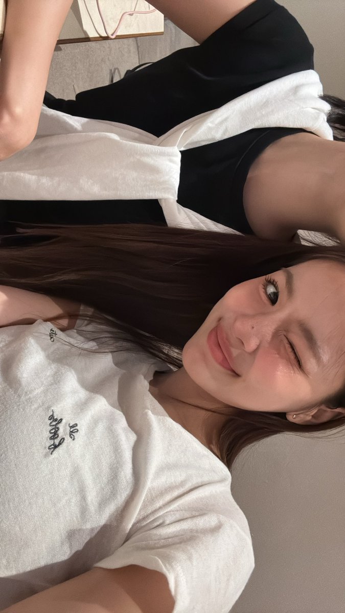 jhuta_p's tweet photo. มาเดททึกับบุคคลปริศนา https://t.co/HNpYdwCXxL