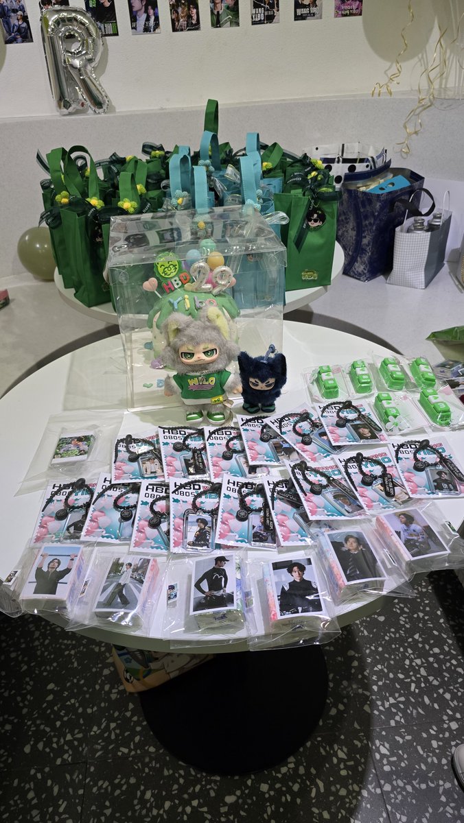 nida594's tweet photo. มีของซับรัย 1 ชิ้น
#WYB85MiniArea_YIBO https://t.co/oJiJVW9sKk