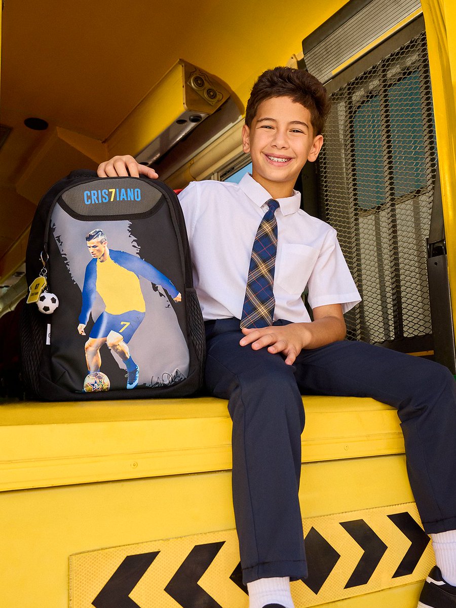 CentrepointME's tweet photo. المحطة الجاية: العودة للمدرسة 🎒🚌✨
من شنط الشخصيات إلى أساسيات اليوم الدراسي، كل شي جاهز للموسم الجديد مع بيبي شوب. 
قمصان الزي المدرسي ابتداءً من 35 ر.س، 29 د.إ، 2.5 د.ك، 2.9 د.ب، 2.9 ر.ع، 29 ر.ق https://t.co/j7ojmnobzn