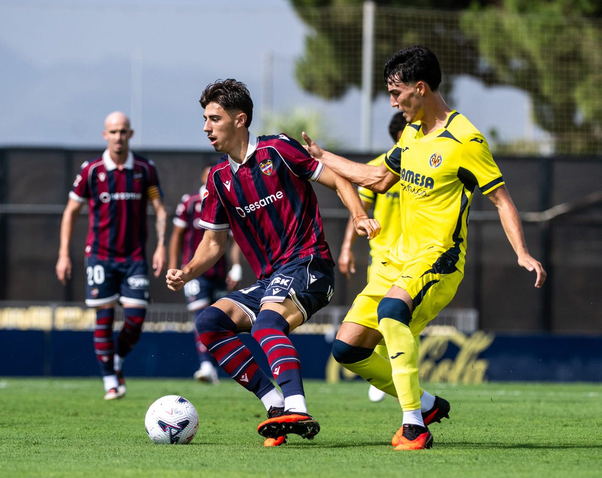 LevanteUD's tweet photo. FINAL | @VillarrealCF  1 - 0 #LevanteUD https://t.co/hn5AAJPk8m