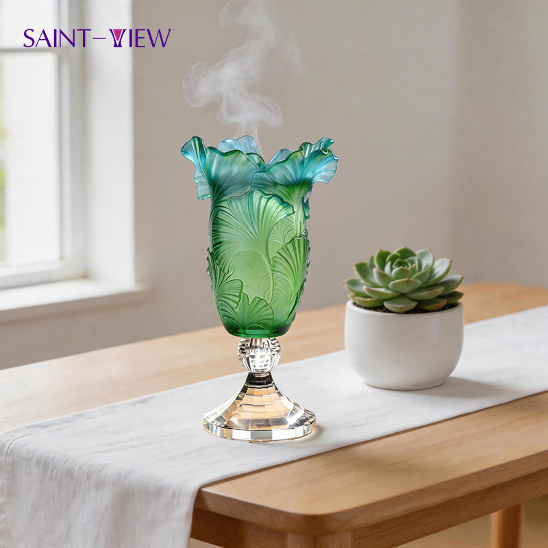 AnandaLu1's tweet photo. ✨Elegant ginkgo carving matches transparent crystal stand.
🍃 brand-new artistic design breaks traditional censer style.
✨Decor &amp; incense burner in one, elevate your home aesthetic
#CrystalIncenseburner #INSHomeDecor #Incenseburner #homedecor #SAINT-VIEW https://t.co/hL5t7NaSbN