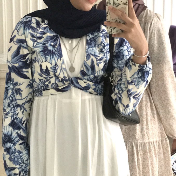 ninauubobo's tweet photo. WTS // WANT TO SELL

cardigan summer HnM

📌 Detail
LD : 80-110 cm 
Panjang : ±40 cm

💵 45k
📍bekasi
📦 cod / shopee
✅ free ongkir
🏷️ details in pict https://t.co/0SZXAyxoGI