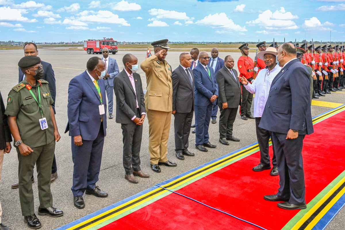 KagutaMuseveni's tweet photo. I have arrived in Dar es Salaam, United Republic of Tanzania, at the invitation of H.E. Dr. @SuluhuSamia   Hassan for a two-day working visit.
Uganda and Tanzania have enjoyed excellent relations over the years, founded on our common history, Pan-African ideals, and commitment to regional integration. I look forward to productive engagements that will further strengthen our cooperation for the prosperity of our two countries and the East African region.
