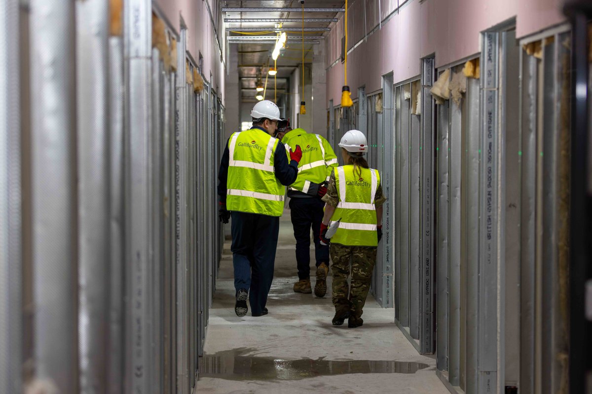 rafboulmer's tweet photo. This week we welcomed DACOS Air Bases, Gp Cap Vamplew, for a visit to see first-hand the progress being made with the station's ongoing infrastructure projects.

The visit included a tour of the new blocks currently under construction, which are on track to open in Spring 2027. https://t.co/a4PlFyeYEe