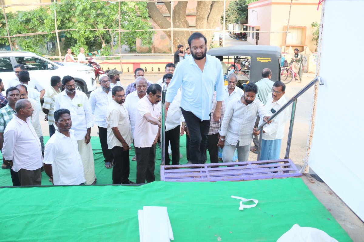 NallapareddyR's tweet photo. కోవూరులో రిలే నిరాహార దీక్షకు భారీఎత్తున ఏర్పాట్లు..
#NaraLokeshMustResign #MegaDSCScam #YSRCPKovur https://t.co/yca8CUjJyp