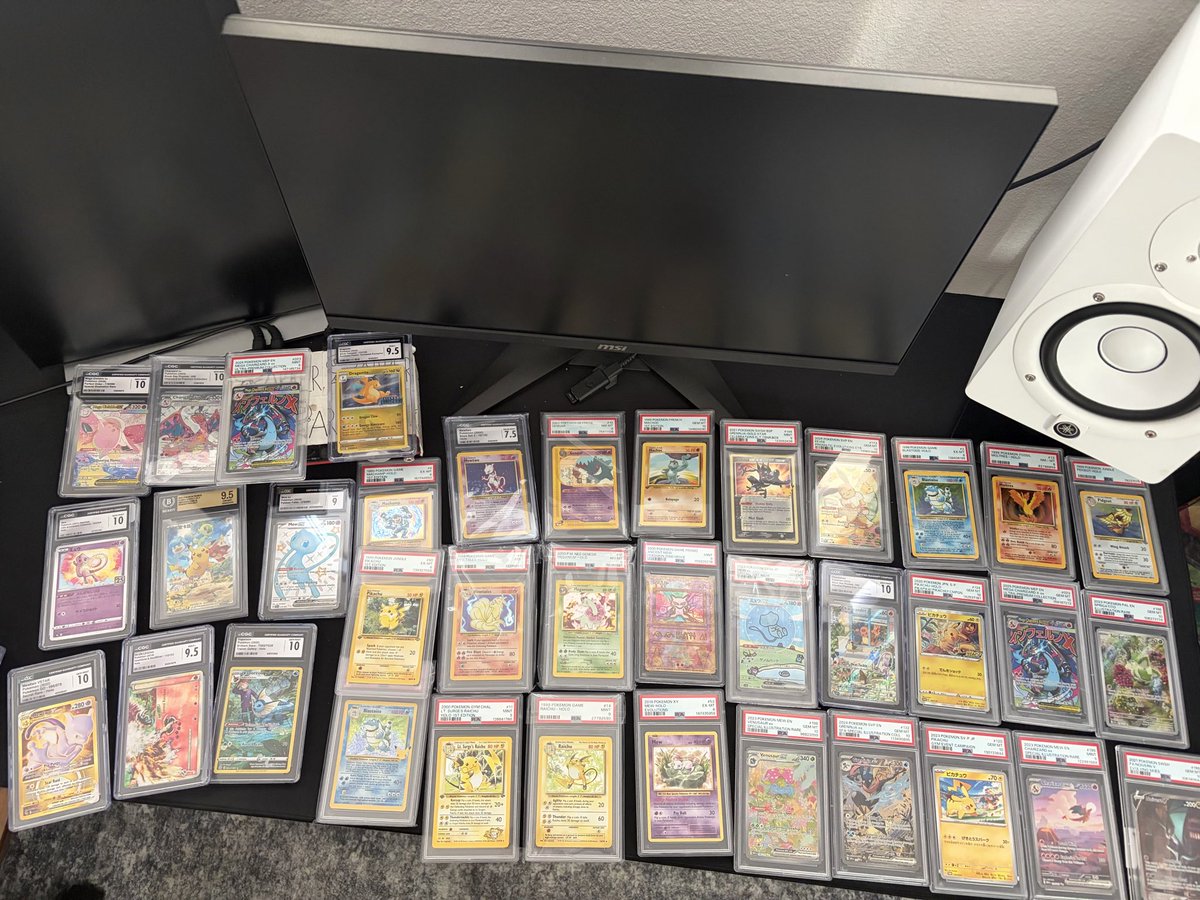 ParkerHits's tweet photo. I wanted to build a collection using only @Slabzapp….How do you guys think it’s coming along? https://t.co/v2mMYTqylw