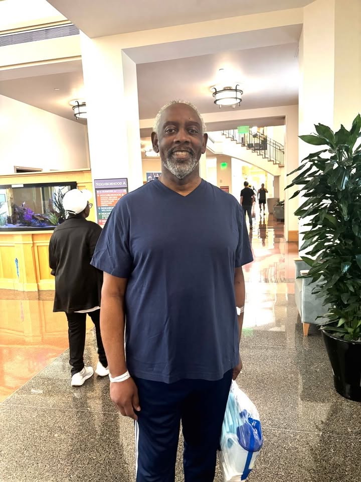 OCFLMayor's tweet photo. About 1 in 8 men will be diagnosed with prostate cancer during their lifetime. That's why having a conversation with your doctor about screening is essential. Thank you to all the healthcare professionals who have supported me, and many others, throughout this journey. https://t.co/BF3Y0l3gyH
