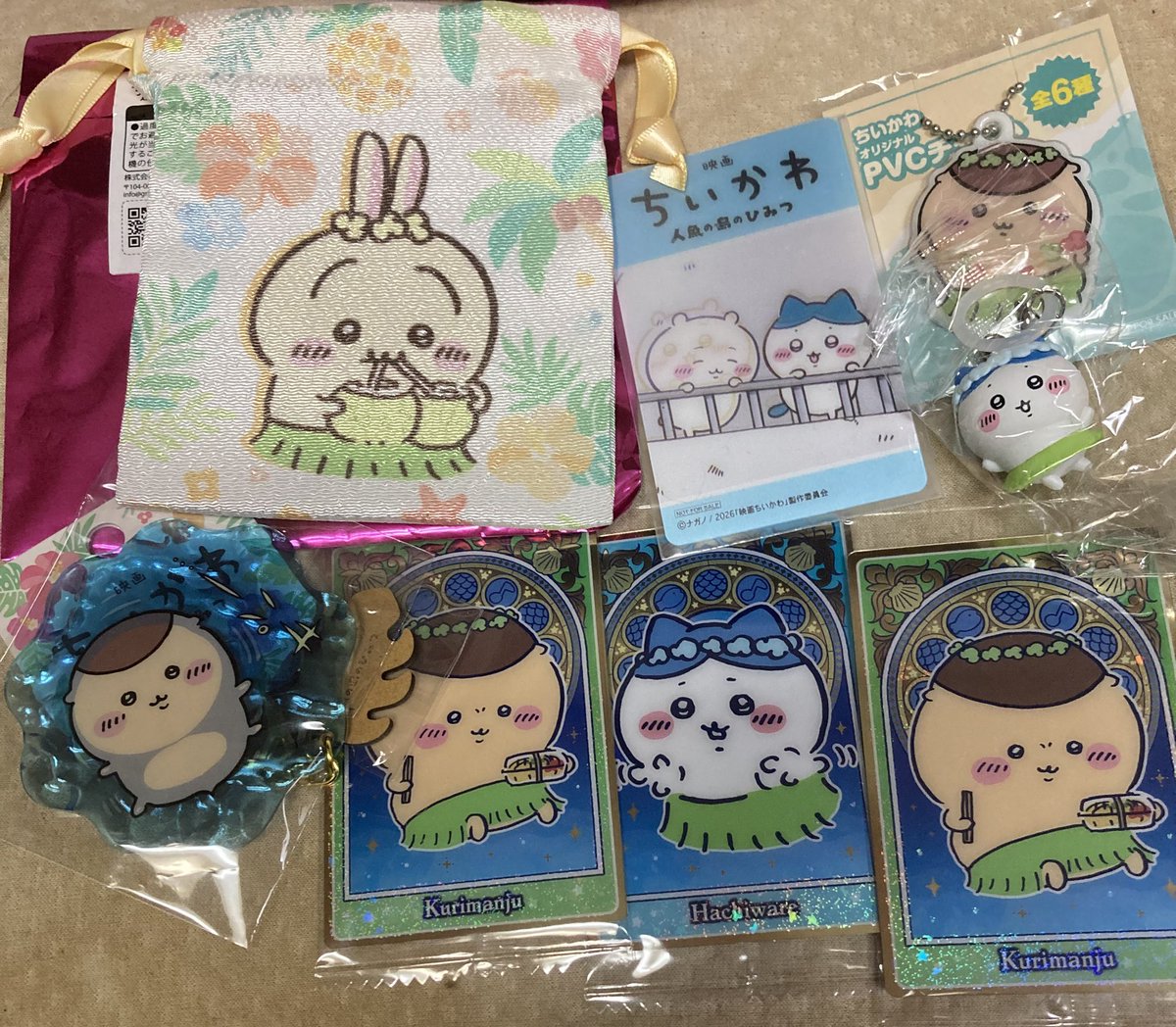 S_A1124_itteq's tweet photo. #映画ちいかわ で購入したグッズ一部、#ちいかわウエハース で来てくれた推しです！ https://t.co/vfmSyzO2ir