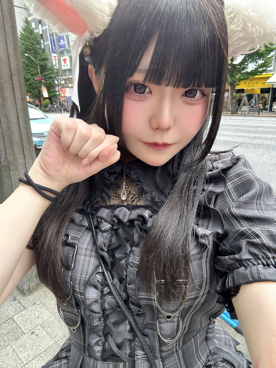 alice10_moa's tweet photo. 1ヶ月ぶり？ききちゃんにご帰宅して来ました！
2タイ独占で色々情報交換楽しみました
ふりるちゃんのキャラをコレチェキチョイス https://t.co/W6Axp8XQOB