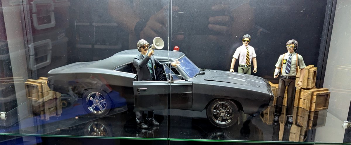 SalemCrow's tweet photo. The next cabinet is complete. This one house all of my current #ramentoy vehicles. Some custom WIP figures in their homes with them. https://t.co/6wlVP0Y4Ia