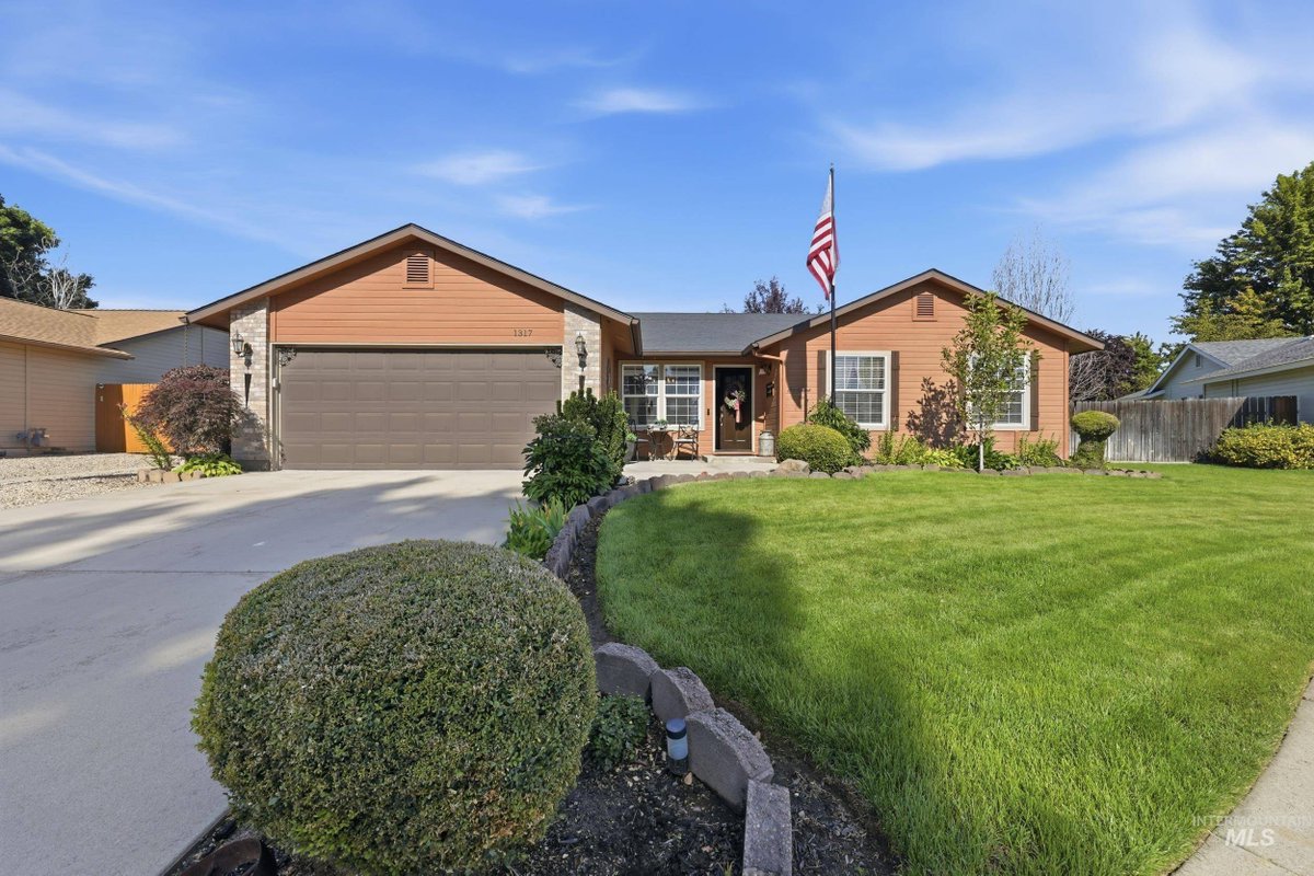 kiacovelli's tweet photo. 1317 N Shreveport, Meridian, ID 83642 is now under contract.
See this listing and more on my website: https://t.co/aoFjuDZTuq https://t.co/GOPUtFnStN