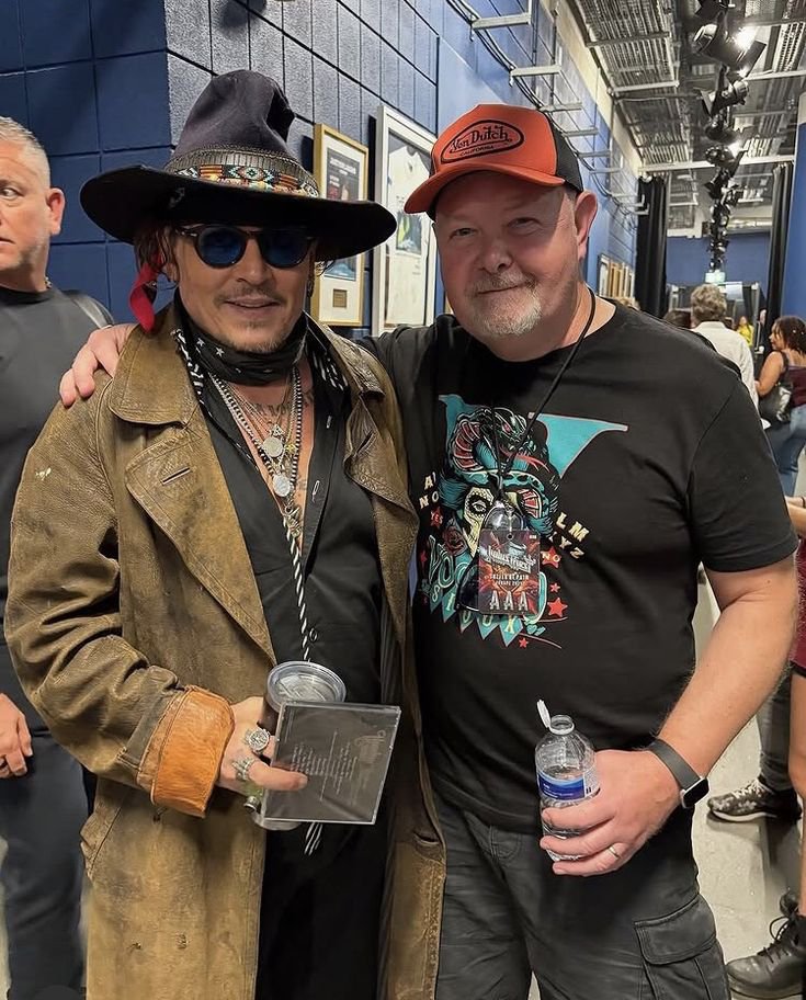 johnnydepp_283's tweet photo. Johnny Depp 
A legend is remembered not only for achievements but also for the lasting impact they leave on others.

What impacts have you left on People?

(A) Make them feel loved and valued!
(B) Inspire them to chase their dreams!
(C) Bring peace and comfort during hardship! https://t.co/ewvKf13kQ9