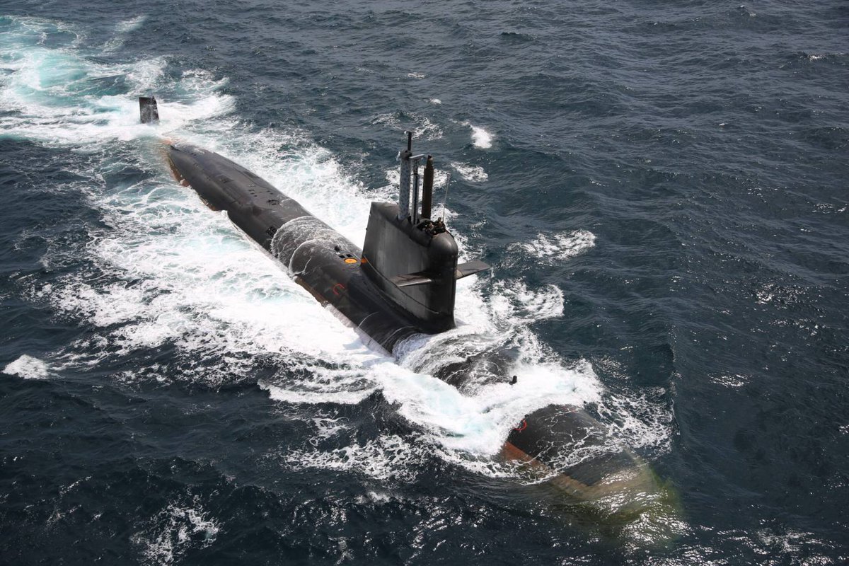 Defence_Turk_EN's tweet photo. 🔵Steel-cutting ceremony postponed for 🇮🇩Indonesia's new submarine

🔸Indonesia has postponed the steel-cutting ceremony for its first 🇫🇷Scorpène Evolved-class submarine to 7 August 2026. https://t.co/P9oNbU4xpq