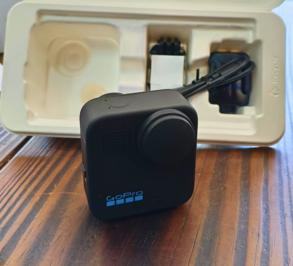 lobaopromo's tweet photo. PRA REGISTRAR TODA A ZUEIRA COM 360

📷 GoPro Max 360  
💵 DE 2.605 | POR 1.709,91 em 10x  
- Resgate o cupom: CUPOMZAO10

https://t.co/j2HO46PWfs https://t.co/VQMbxx55k5