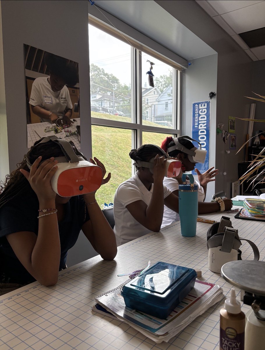 msmvivar's tweet photo. We're in reality but winning in real life. 🦅🦅#FPCSWD
#FriendshipJourneyto30
#OneFriendship
#AspireMore
@FPCS_Woodridge
@FriendshipPCS https://t.co/cowNhbYShm