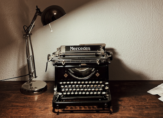 thestevegillard's tweet photo. Open Book, by @TheSteveGillard https://t.co/EUCS58XI3W (Photo by Yusuf Evli; UnSplash) https://t.co/DoP7U0JPDr