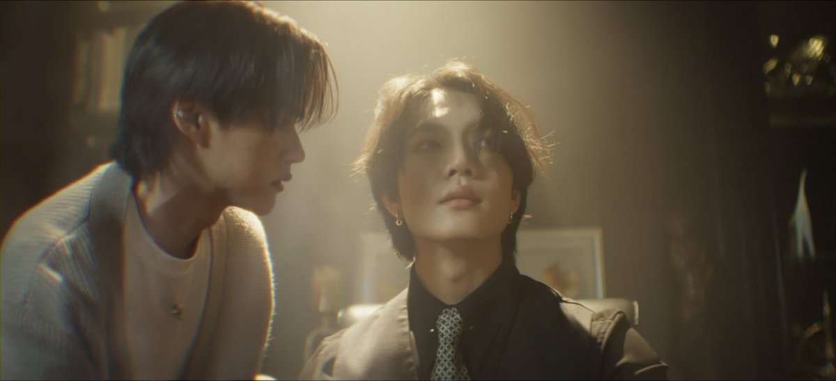 todayentth's tweet photo. “โบ๊ท ยงค์ยุทธ” ถ่ายทอดทุกความรู้สึกผ่าน “พันธนาการรัก (Bonding)” บทเพลงแห่งความผูกพันประกอบซีรีส์ “KNOT”

อ่านต่อ : https://t.co/tAr5cGd0P3

#KNOTseries #BoatYongyut #OatPasakorn #BoatOat #MFlowEntertainment
#BondingByBoatyongyut https://t.co/qqCluiNsxa