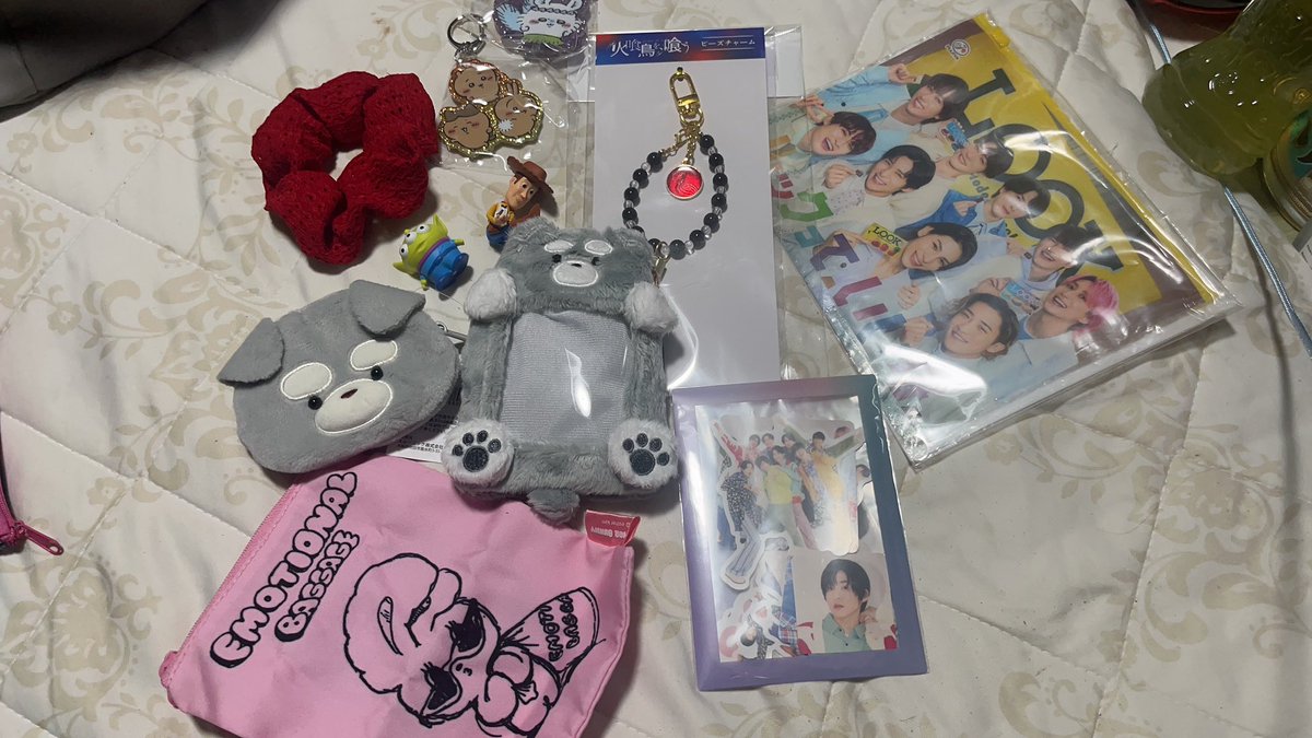 shigure0419's tweet photo. 本日は池袋で羽兎ちゃんの誕生日当日お祝いをしてまいりました~!!
色々買い物してガチャガチャしてみたり美味しい牛たんとデザート食べたりで楽しいお祝いが出来てたら良いな( ᵕᴗᵕ )
改めてお誕生日おめでとうだよ🎉
#SnowHappyMemory https://t.co/Osvhi9sd1X