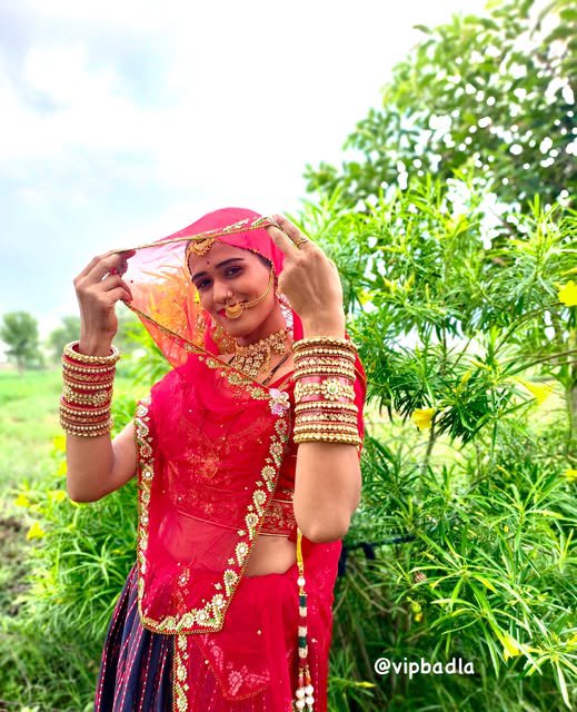 Vipbadla's tweet photo. निदोण 🌾❤️😊

#marwari #bajri #vipbadla #jodhpur #rajasthanculture https://t.co/Gqm1uawzub