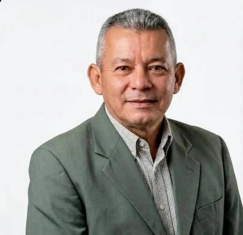 GerardoRafaelP9's tweet photo. Que la luz de la Sierra Nevada ilumine y fortalezca la salud de Mérida. Deseamos paz, bienestar y vitalidad para toda su gente, que la frescura de sus montañas traiga aliento y sanación a cada hogar, y que la fuerza de sus Andes acompañe siempre a su pueblo con salud . https://t.co/e8ZH15MCxd