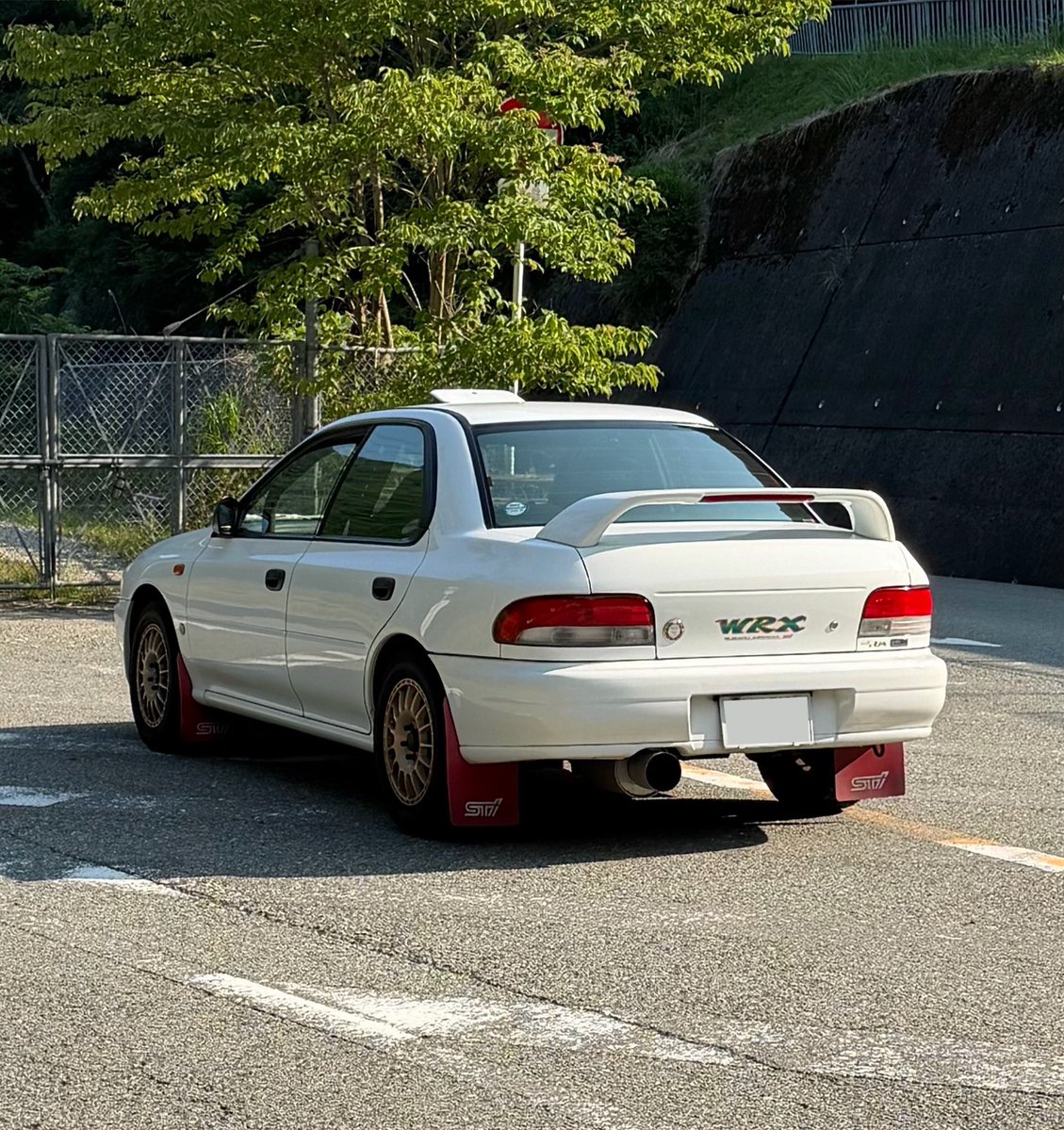 dogimp555's tweet photo. 実はドグミッションで我慢してる事…

エアコンかけると運転しにくくなる
車好きが集まる場所で1速に入れた瞬間に注目されるの恥ずかしい

楽しいが上回ってるけど🙄 https://t.co/qxKOsAiZo7