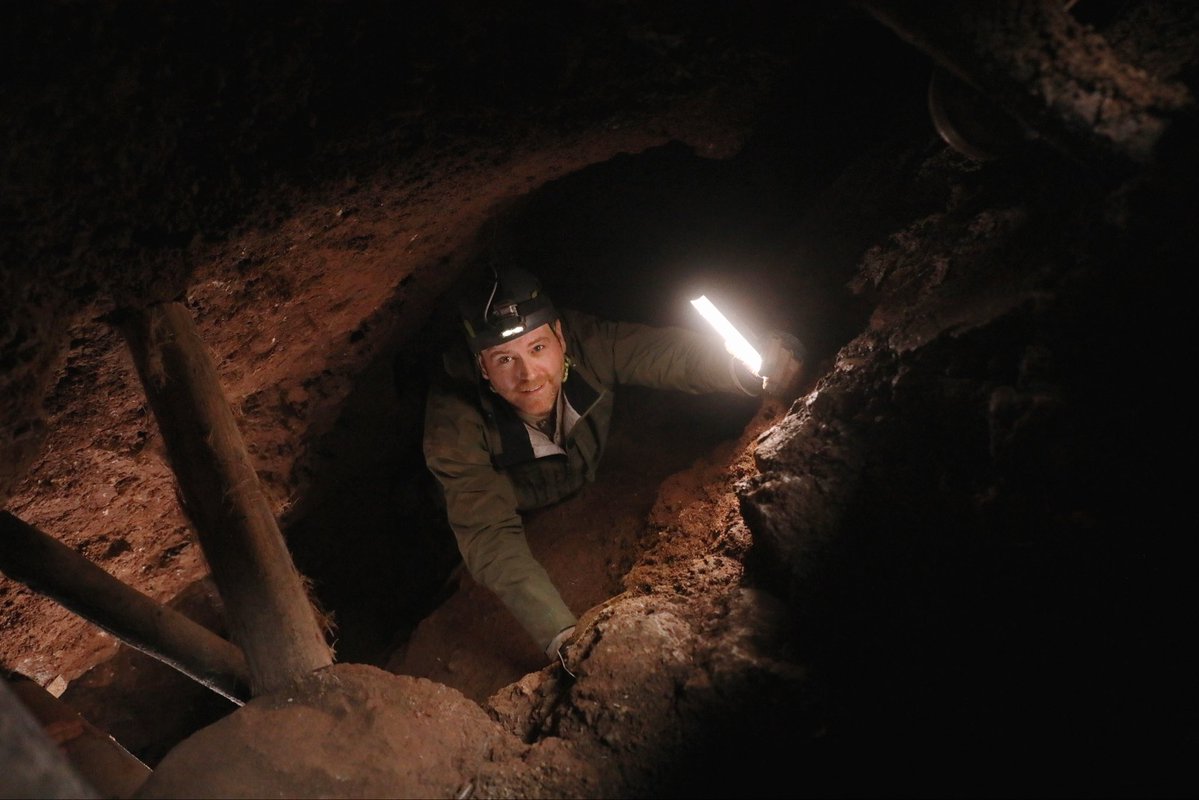 joshuagates's tweet photo. For years, there have been legends of secret tunnels beneath the Inca capital of Cusco. Turns out some legends are real. All-new #expeditionunknown tonight on @Discovery https://t.co/11Xnc9v1TI