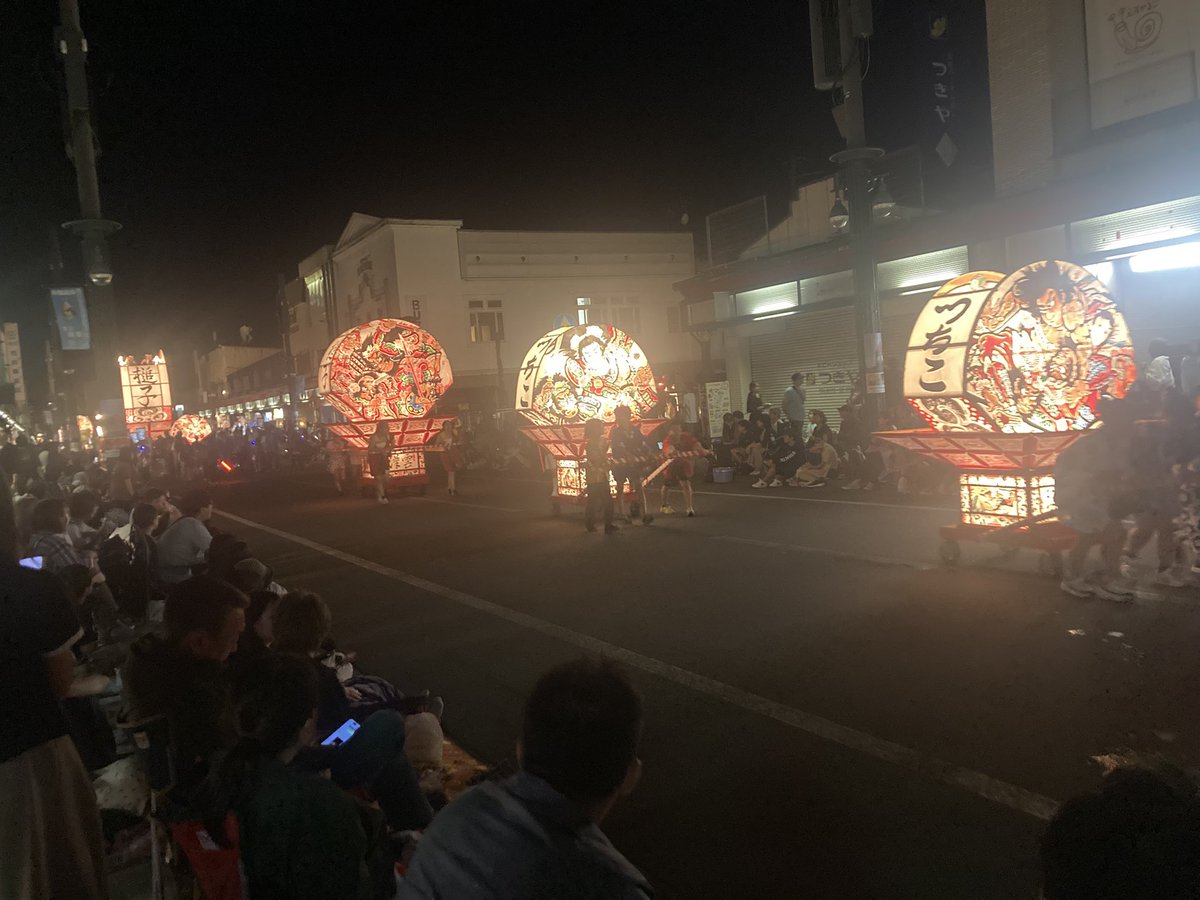 Matsumushi0412's tweet photo. 規模はねぶた祭りの方が大きいのだろうけど、ねぷた祭りのアットホームさがワシは好きじゃ。 https://t.co/kw1Ez1LO1K