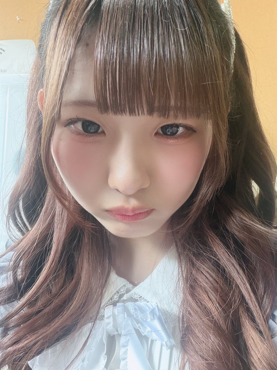 sr_033yellow's tweet photo. どあっぷすぎてきまずい
おやすみ https://t.co/gGXpLBtoXo