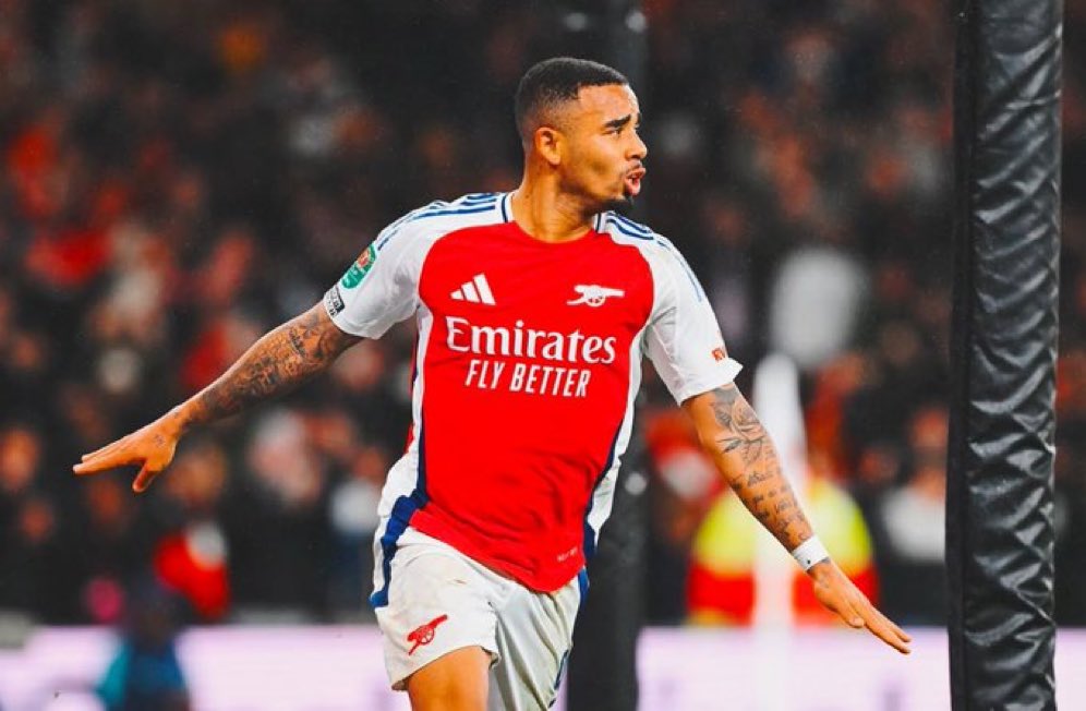 Transfer1_Daily's tweet photo. 🚨 Al-Ahli have made Gabriel Jesus one of their top targets and are showing strong interest in signing the Arsenal striker.

If Ivan Toney leaves the Saudi club, they are expected to step up their pursuit of Jesus. #AlAhli #SPL #AFC 

Source: Ben Jacobs https://t.co/31g5oDX7bo