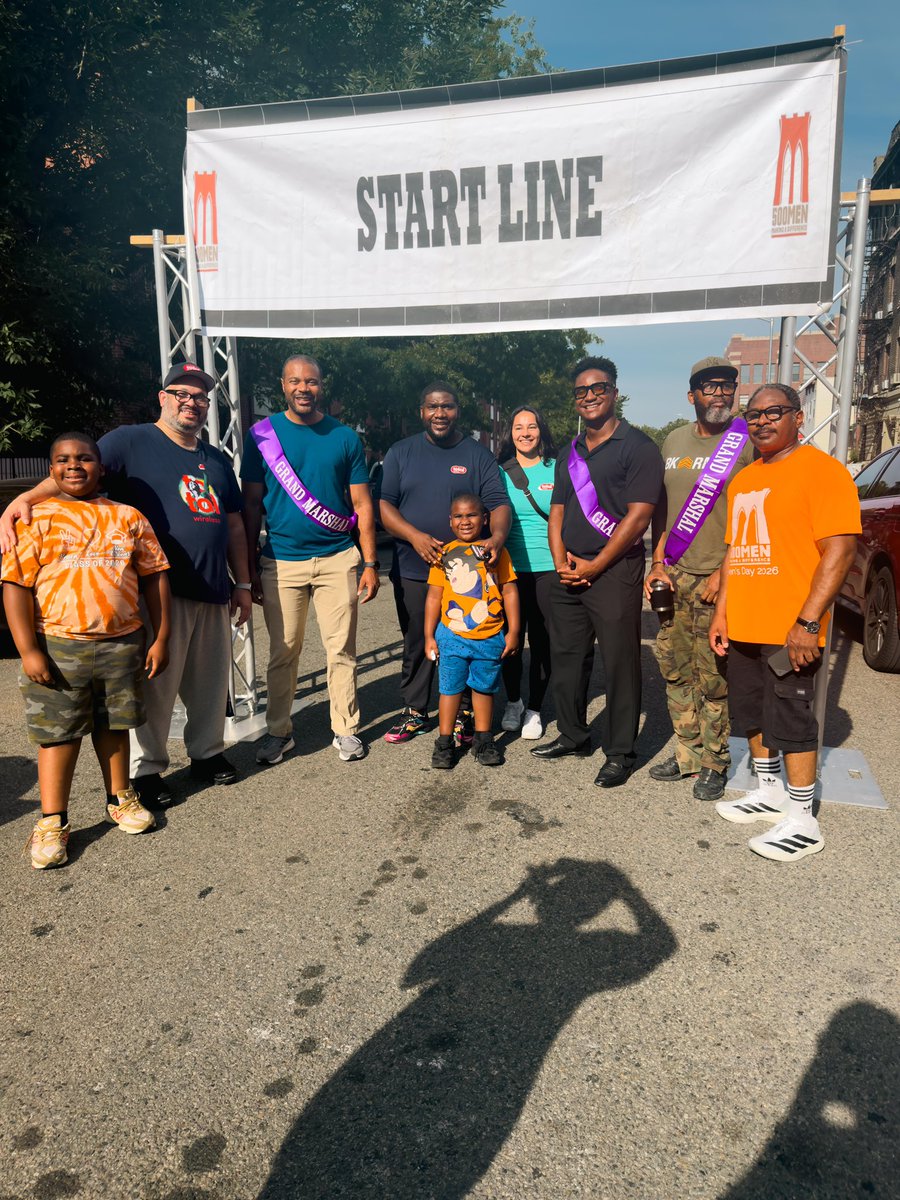 CMChiOsse's tweet photo. That’s a wrap on the twelfth annual Bed-Stuy 5k! Thank you to all the runners who showed up this weekend. See you all next year! https://t.co/YlthMitaPP