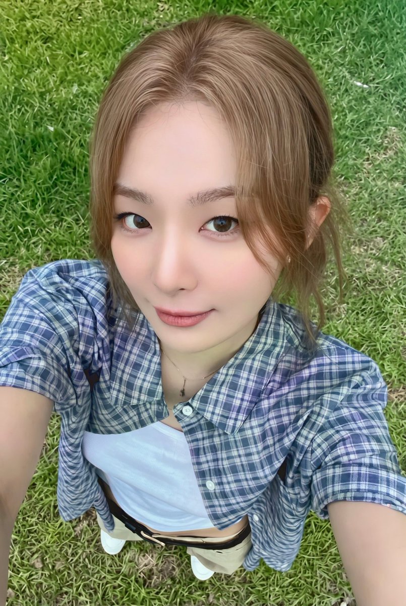 xiongseulgi's tweet photo. 🫠 https://t.co/DVR6N21OKJ