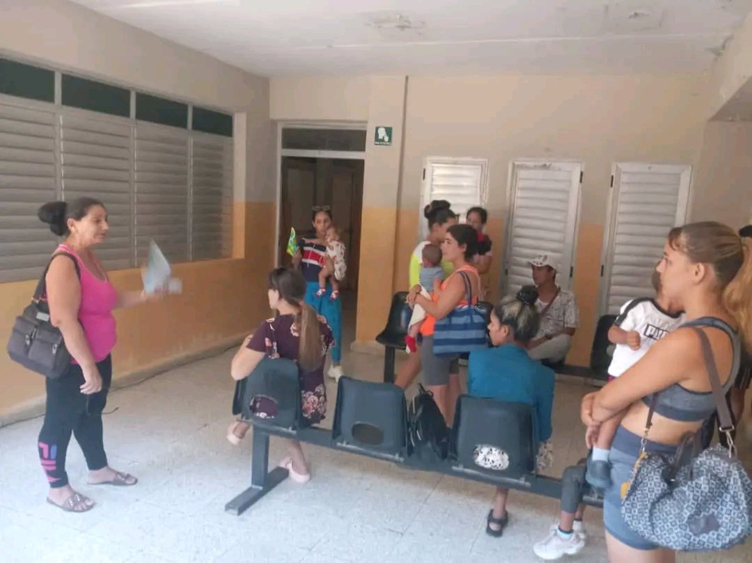 Dgsholguin's tweet photo. En el municipio Cacocum se realizan diferentes actividades educativas por parte de la Coordinación Municipal de Promoción de Salud y Asistencia Médica, en la Semana Mundial de la Lactancia Materna.
#ProsaludHolguin
#HonorHolguinero 
#SemanaMundialDeLaLactanciaMaterna https://t.co/yPGDuPm3Tf