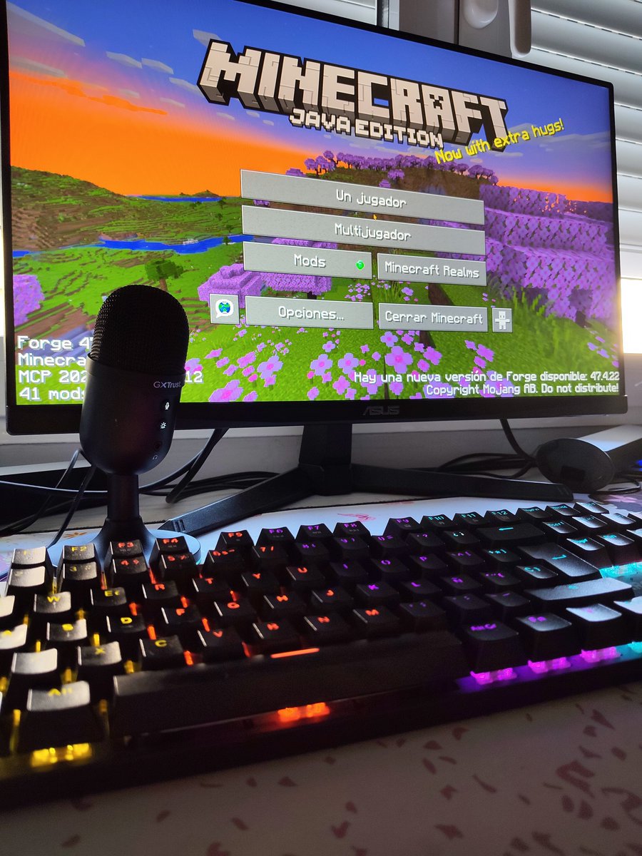 L0PII_'s tweet photo. Minecraft + tener la música a tope, que más quiero?? https://t.co/QBwrwFRZz4