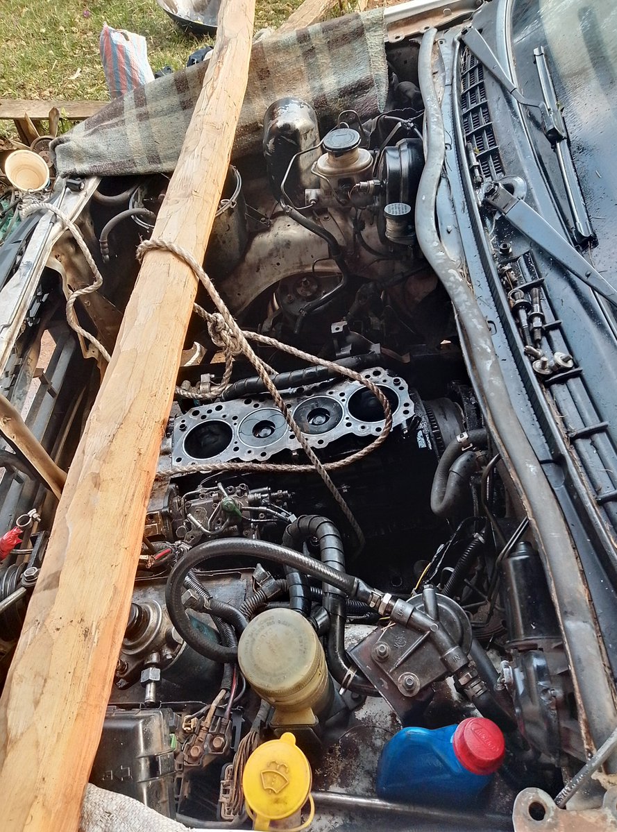 SkyAuto_'s tweet photo. 4JA1 Trubodiesel Engine down. https://t.co/FbSu7zTQ7O
