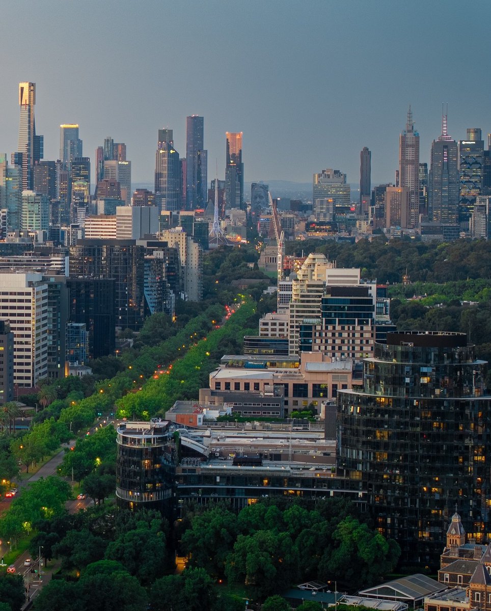 Skylinehaven76's tweet photo. Guess the city without googling.. https://t.co/er3XoChhnf
