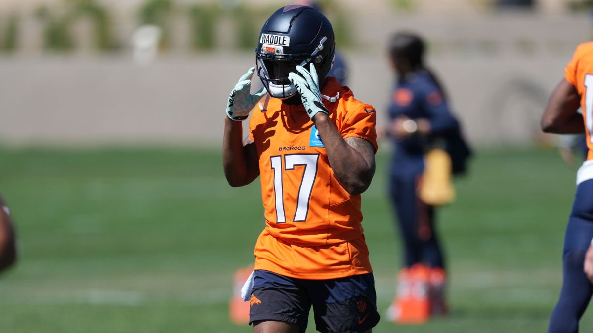 SleeperNFL: Bo Nix on how Denver plans to use Jaylen Waddle:

"Middle of the field, outside, vertically, behind the line of scrimmag