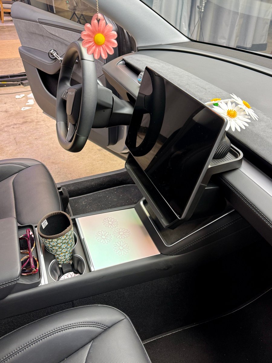 TeslaNewYorks's tweet photo. Available 👈👈 https://t.co/JRMJtNxtAP