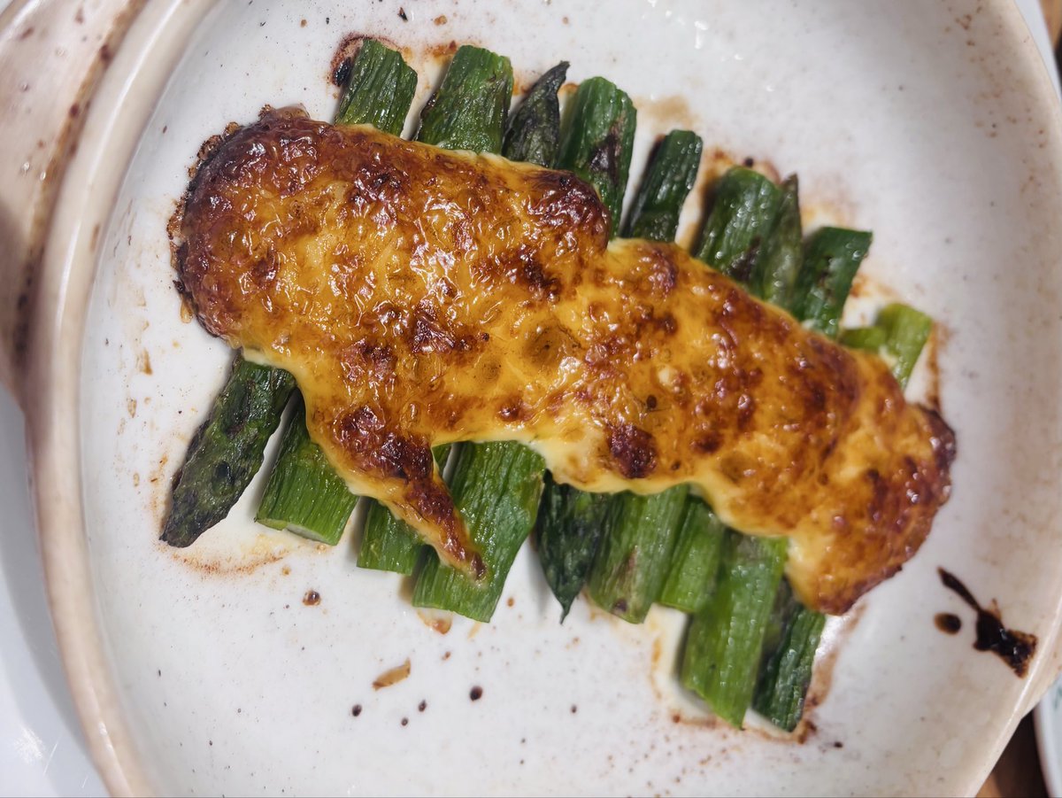 MikittyEdelweiz's tweet photo. 茨城に住んでる友人から東京まで出るから久々ご飯でもとお誘い頂いたので東京駅でご飯食べてきた
　
アップルパイが焼きたてでウマイ

#SHUTTERS https://t.co/T87ISBfRXs